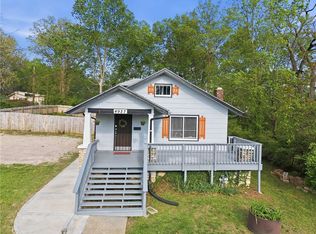 4927 Woodland Ave, Kansas City, MO 64110