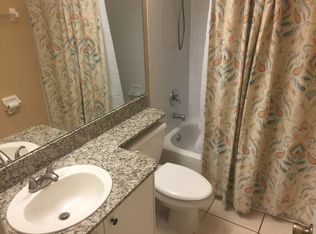 221 Hemingway Dr, Oldsmar, FL 34677