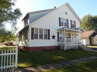 421 S Elm St, Clinton, IL 61727