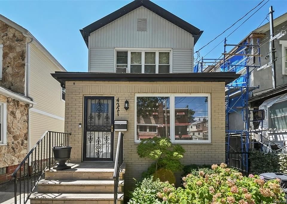 1st image of 4221 Murdock Ave