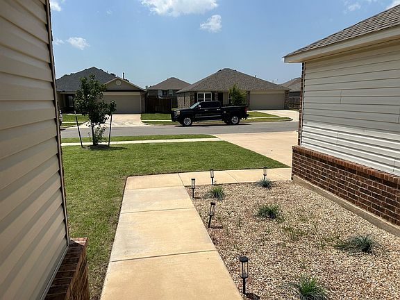 4th image of 316 Blue Dr