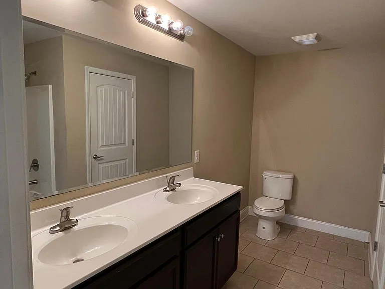 308 Marquis Ct — Photo 11