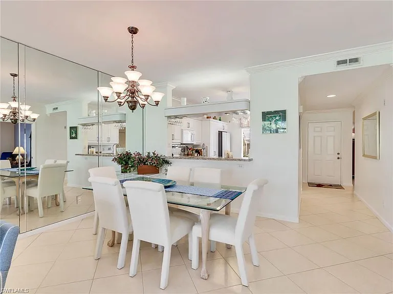 725 Saratoga Cir #A-101 — Photo 12