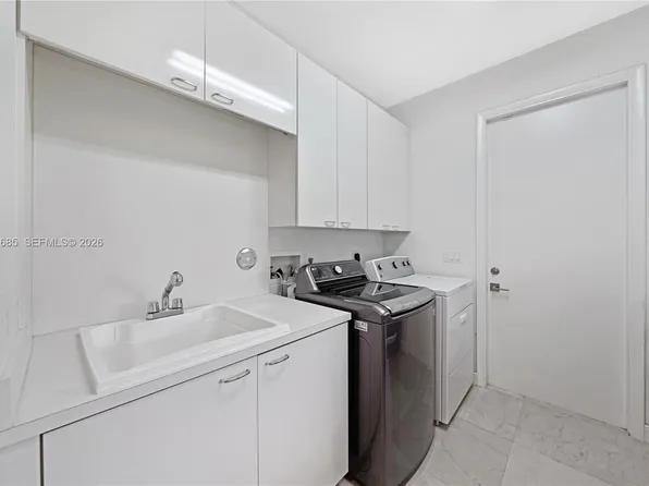 2458 Provence Ct, Weston, FL 33327