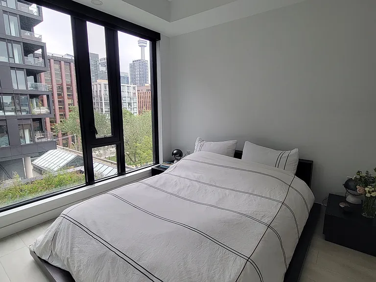 505 Richmond St W #504 — Photo 15