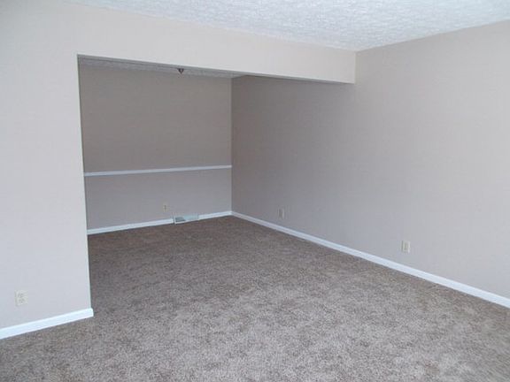 3rd image of 1820 Ash St