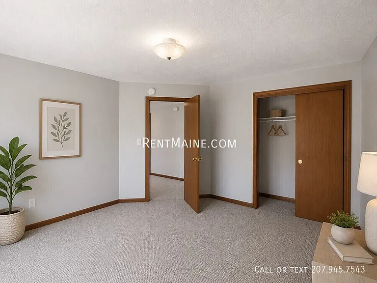 7 Hartley St #4 — Photo 11