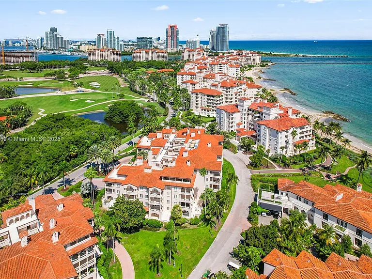 19216 Fisher Island Dr #19216 — Photo 45