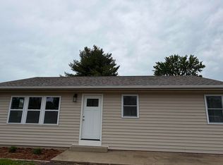 858 W Superior Ave, Jacksonville, IL 62650