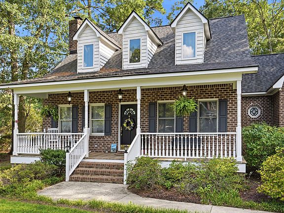 2nd image of 8639 Arthur Hills Cir