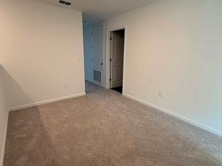 5404 NW 22nd Dr #5404 — Photo 6