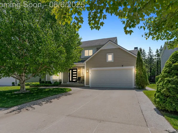 3816 Eaton Gate Ln, Auburn Hills, MI 48326