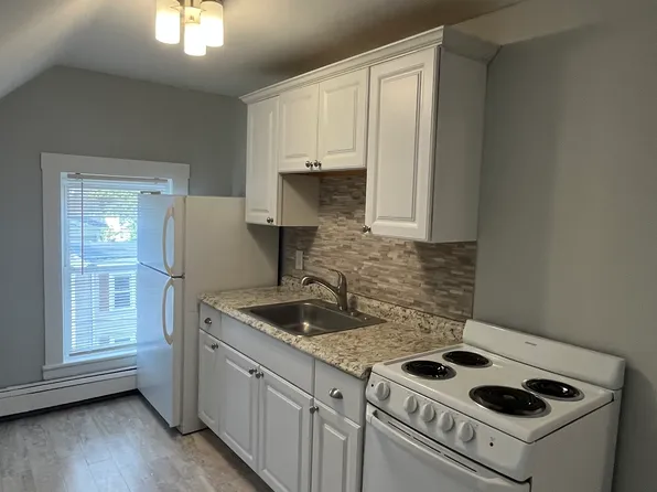 7 Home St APT 3, Beverly, MA 01915
