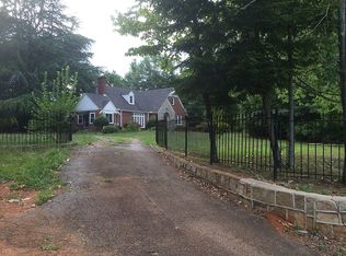 7407 White Horse Rd, Greenville, SC 29611