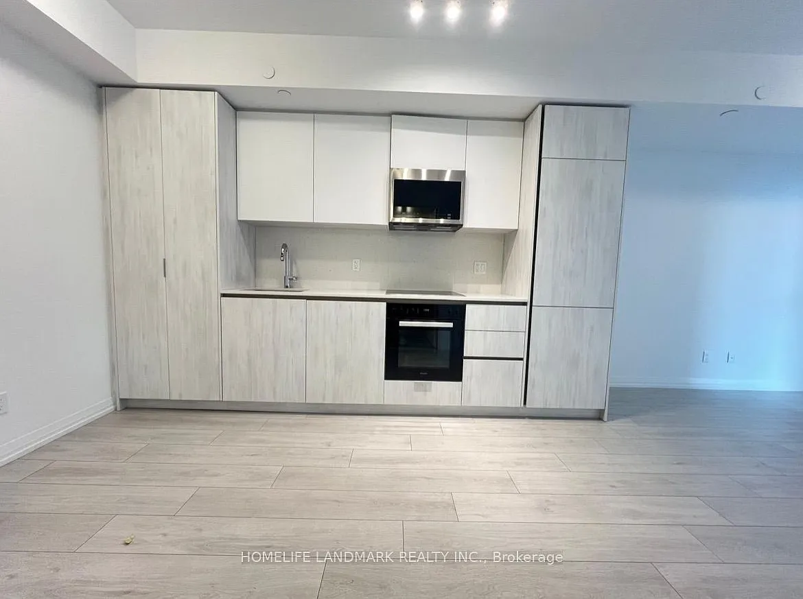 1 bed, $2,400 — Photo 4