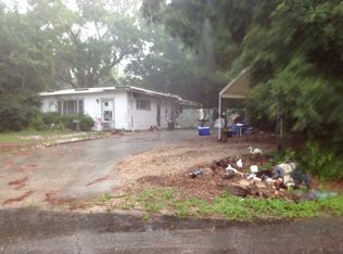 900 Julia St E, Perry, FL 32348