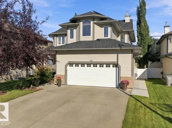 5 Roche Pl, Beaumont, AB T4X 0B8
