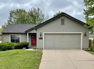 5625 SW 35th St, Topeka, KS 66614