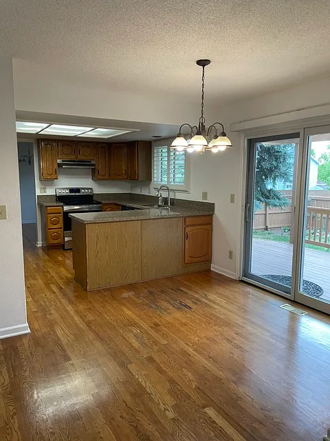 Building Photo - 9365 Princeton Cir