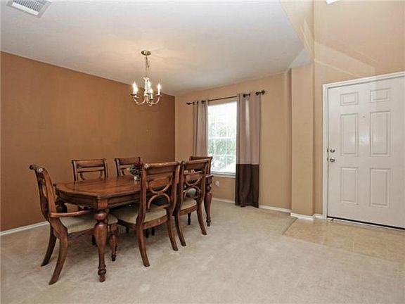 5th image of 200 Indian Meadow Dr