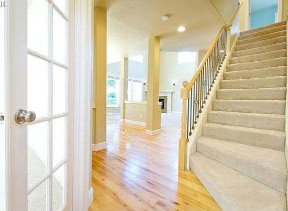 3rd image of 8606 NE 34th Way