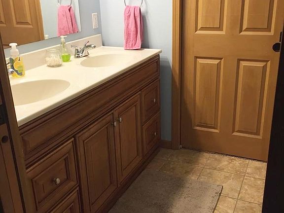 4th image of 728 2nd Ave SE APT 3