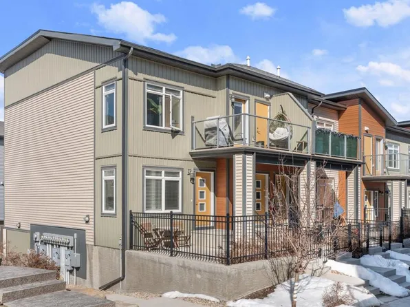 79 S Sage Bluff Cir NW, Calgary, AB T3R 1T5
