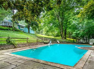 28 Christopher Rd, Mount Kisco, NY 10549