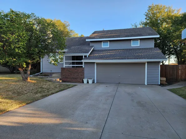 303 W 37th St, Hays, KS 67601