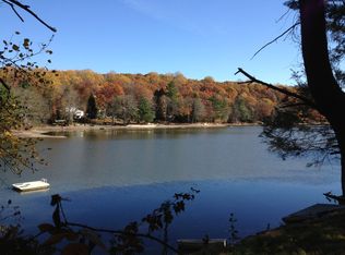 9 Pinewood Trl, Trumbull, CT 06611