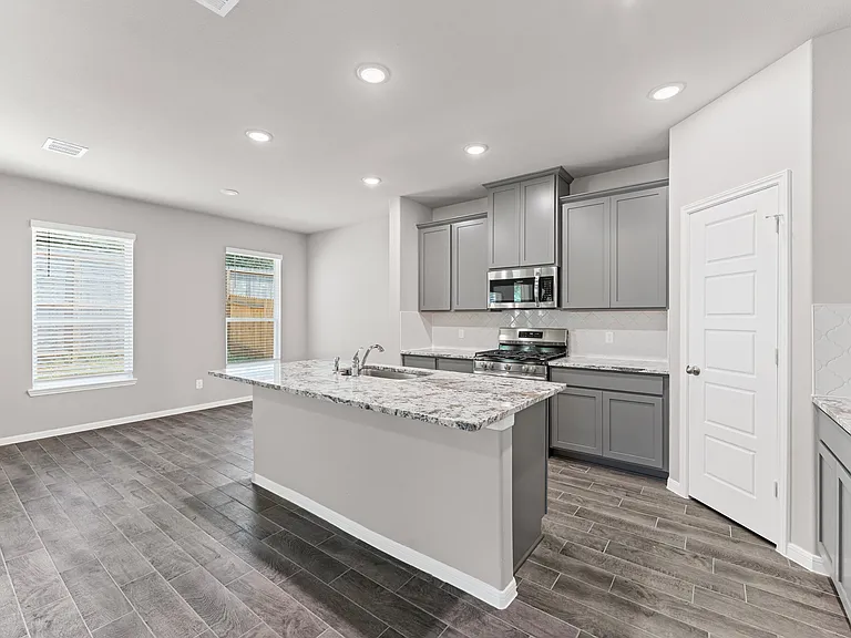 22906 Ephesus Ave — Photo 4
