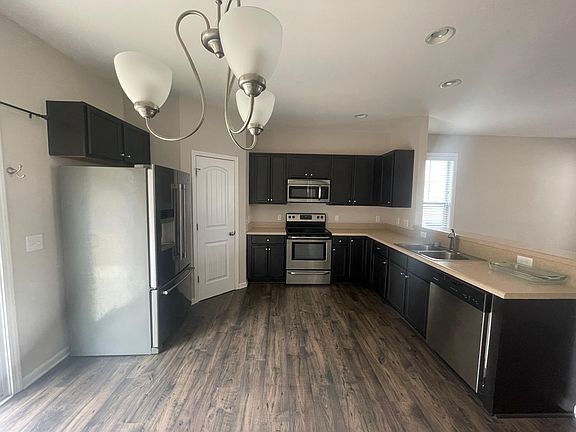 3rd image of 3305 Kellerton Pl