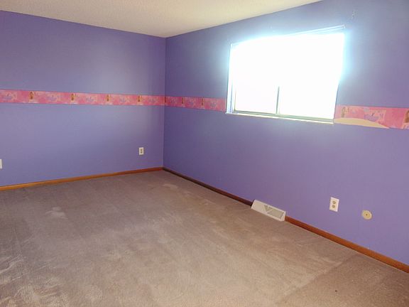 5th image of 6595 Rosetree Dr