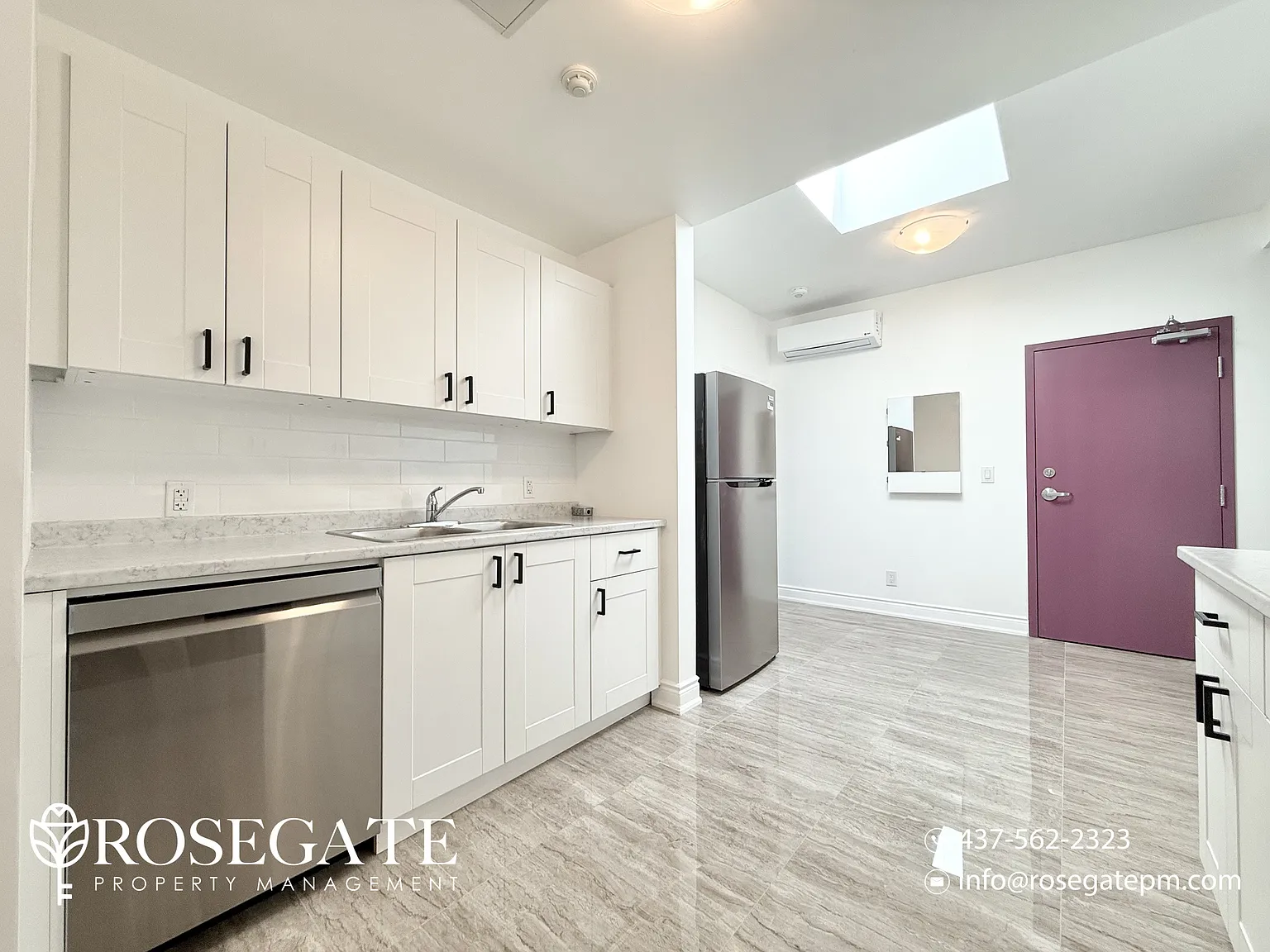 2820 Danforth Avenue Toronto — Photo 3