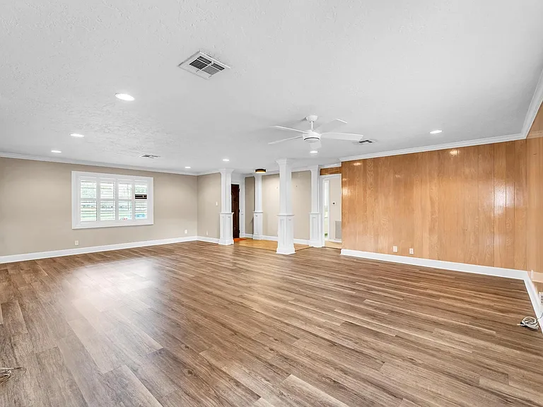 6327 Wynnwood Ln — Photo 14