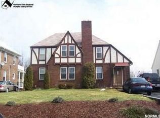 1441 Eastwood Ave, Mayfield Heights, OH 44124