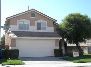 11622 Blue Jay Ln, Fontana, CA 92337