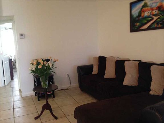 4th image of 1403 S Liberty Ave #1403H