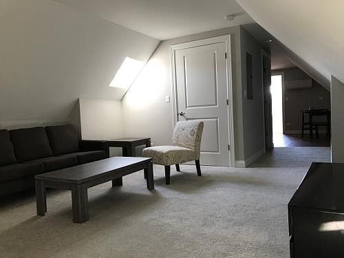 1st image of 3410 N Lawndale Ave #3