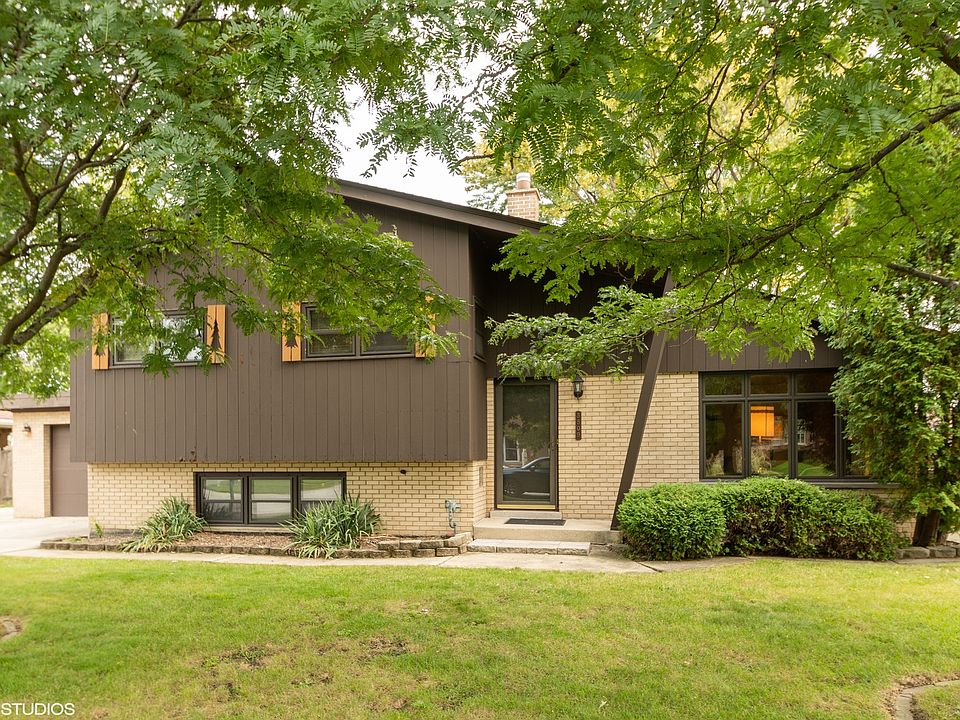 1st image of 8809 Melvina Ave
