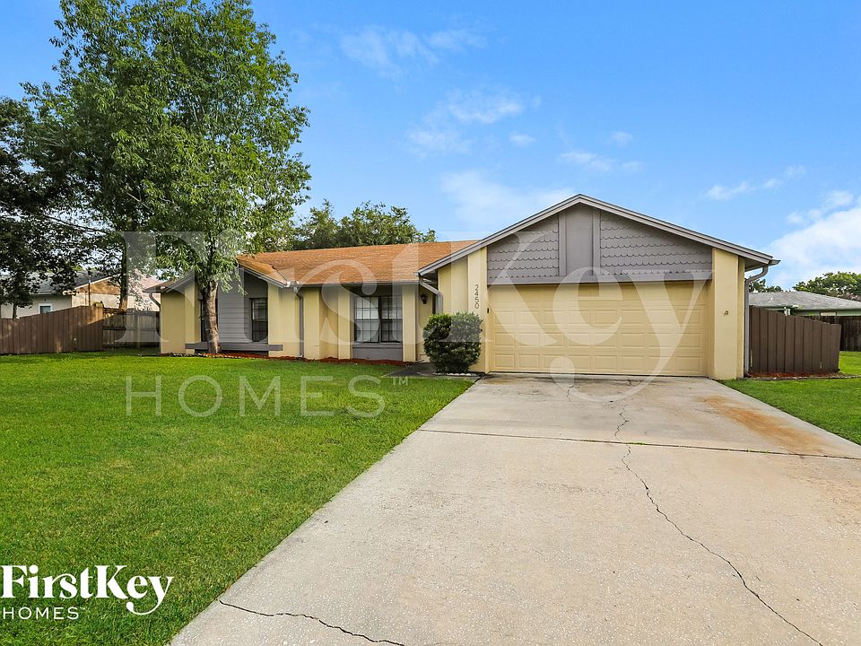 1st image of 2450 Tracy Ln