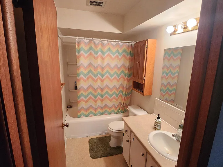 7500 Dublin Plain City Rd #4 — Photo 7