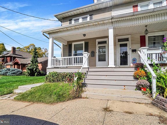 3rd image of 337 W Maple St