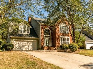 10121 White Cascade Dr, Charlotte, NC 28269