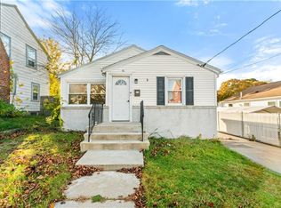 46 Netherlands Ave, Cranston, RI 02905