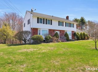 96 Neill Dr, Watertown, CT 06795