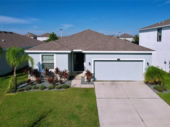 8341 Bower Bass Cir, Wesley Chapel, FL 33545