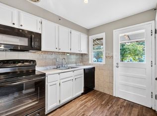 2005 Bainbridge Dr, Saint Louis, MO 63133