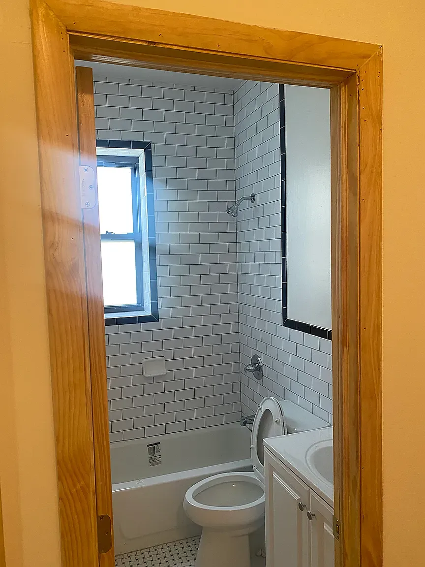8001 5th Avenue — Photo 4