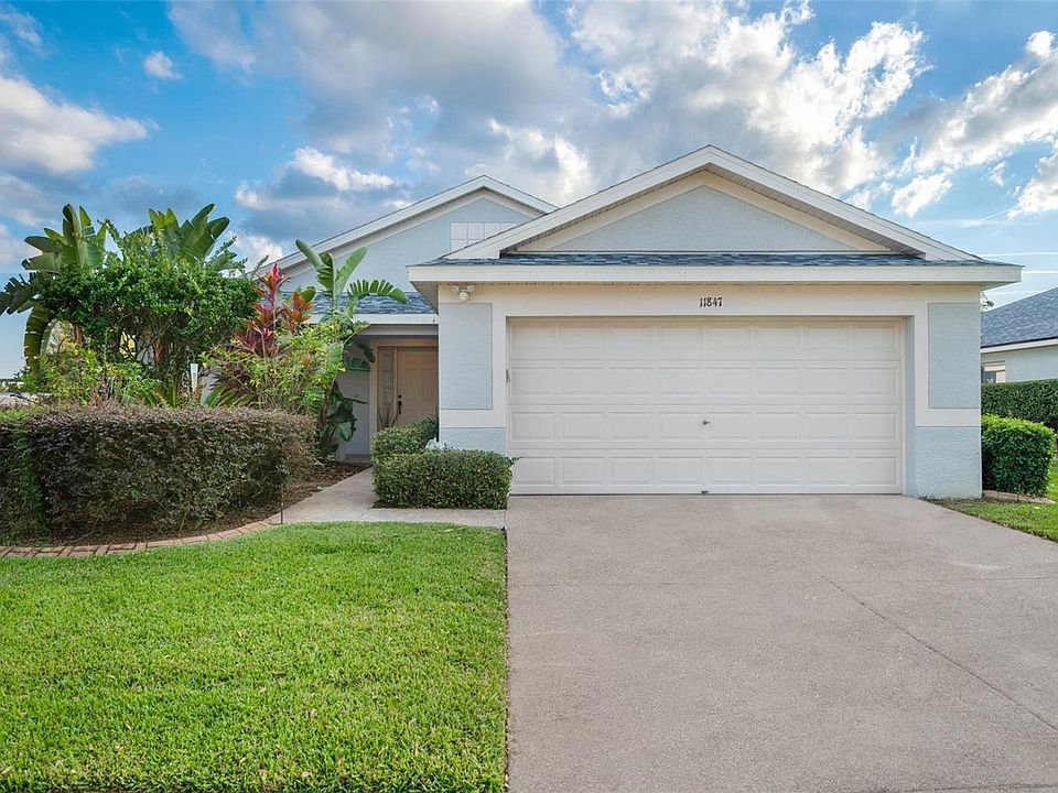 1st image of 11847 Autumn Creek Dr